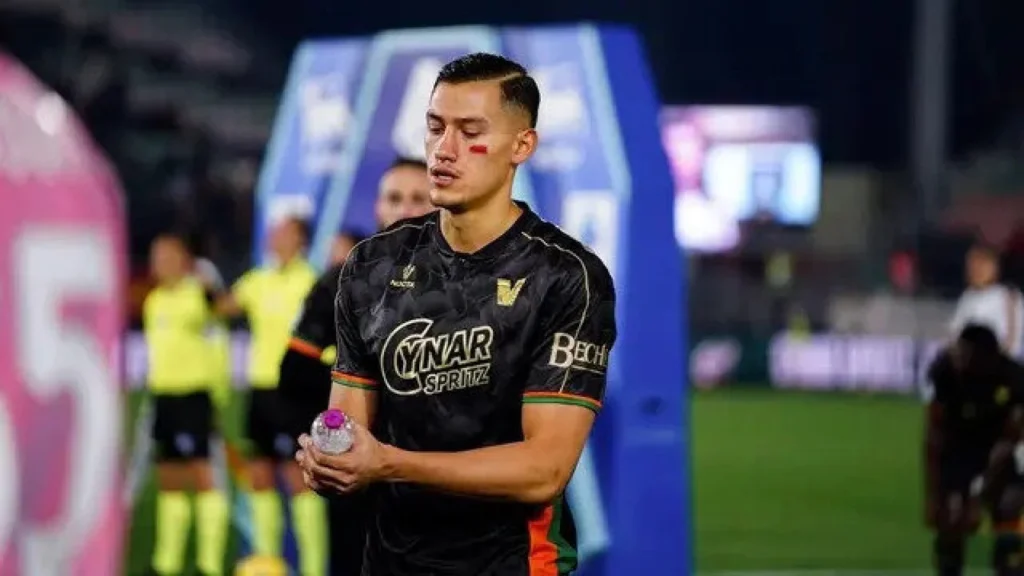 Udinese Berusaha Rekrut Jay Idzes dari Venezia dengan Nilai Transfer Tinggi