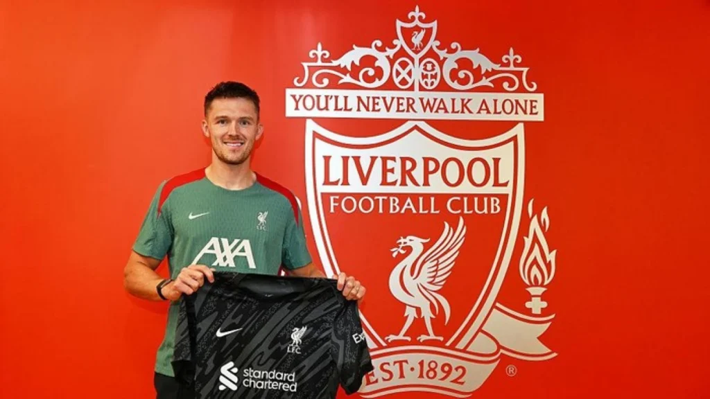 Liverpool Rekrut Kiper Baru Freddie Woodman untuk Musim 2025/2026