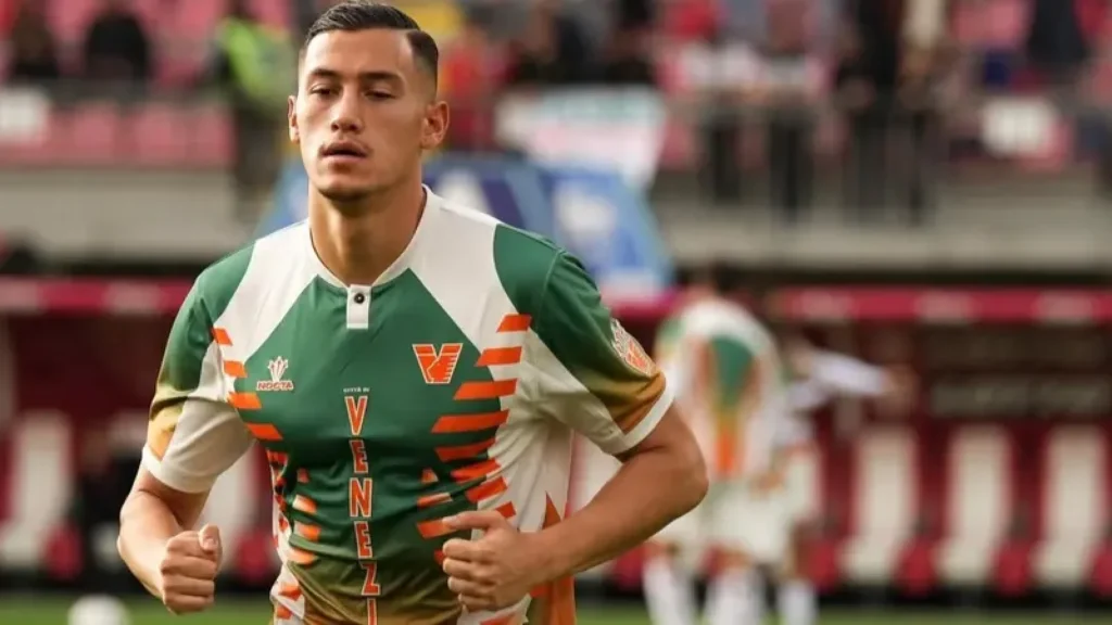 Jay Idzes Memikat Klub Serie A Italia Pasca Degradasi Venezia FC